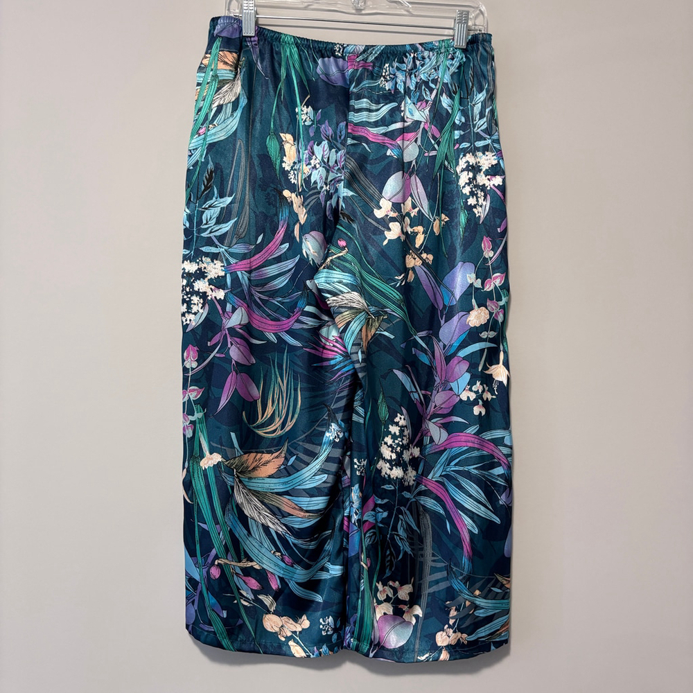 Linea Donatella Women's Medium Turquoise 2-Pc. Cropped Satin Pajamas Set NWT - Picture 10 of 10